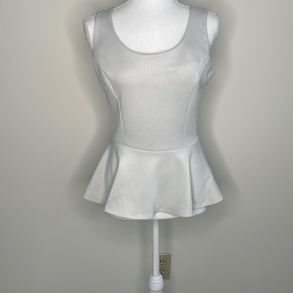Needle & Thread Flared Light Gray Peplum Top. Medium - Picture 1 of 9